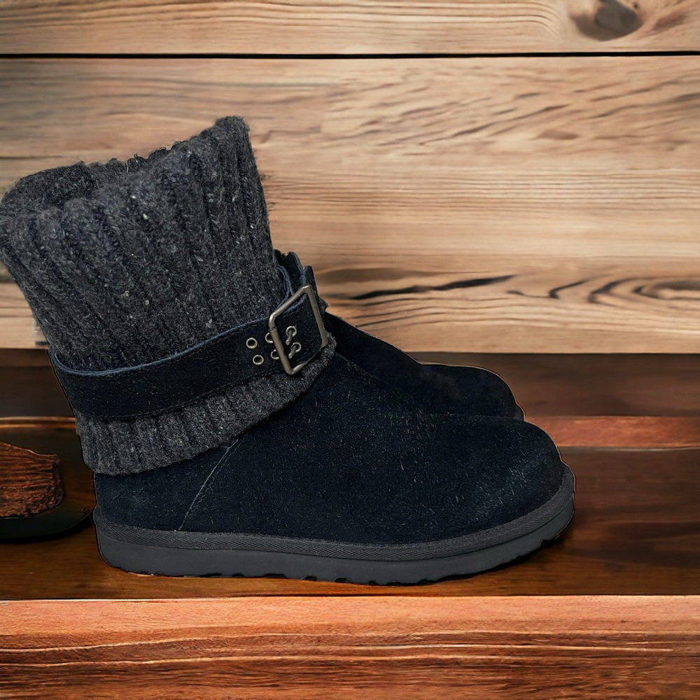 Black Women's Boots with Knit Cuff - Picture 3 of 9